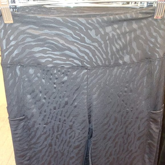 CM fashion pocketed zebra print leggings NWT - Picture 7 of 9